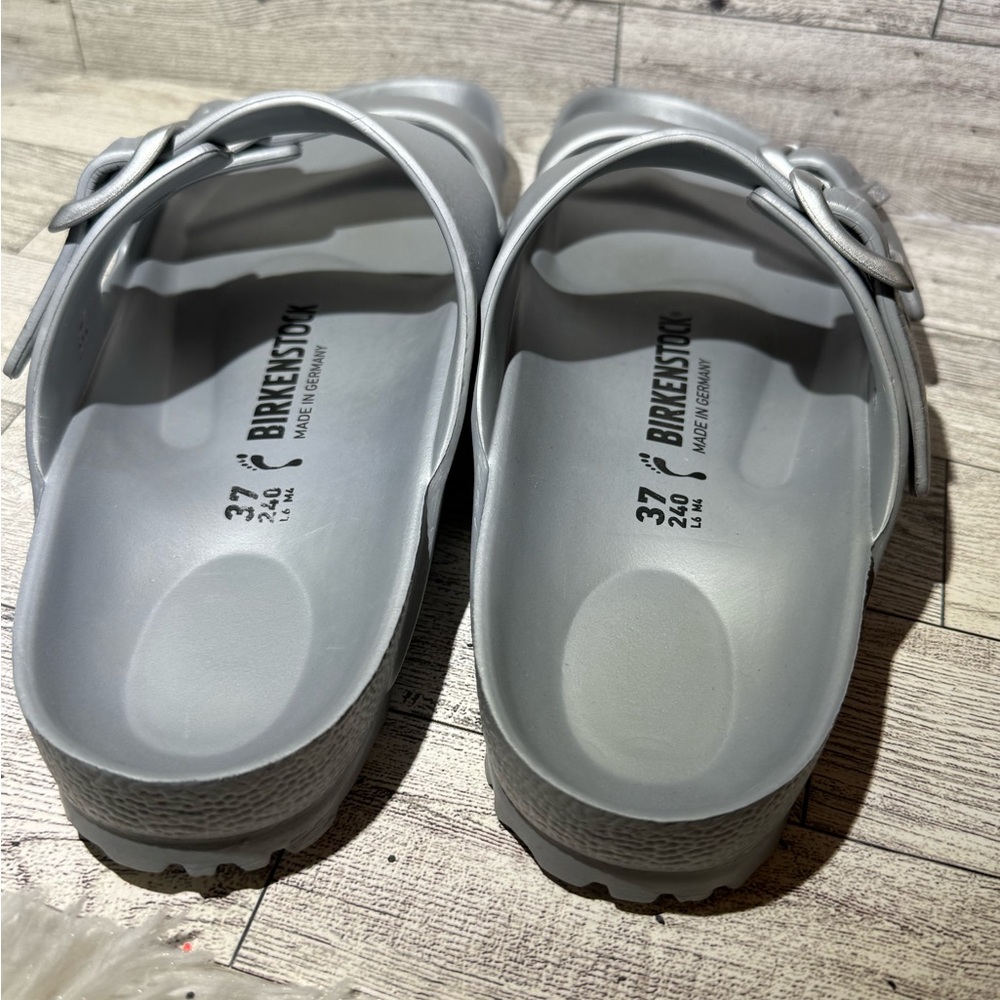Birkenstock Arizona Essentials in Metallic Silver - Picture 5 of 6